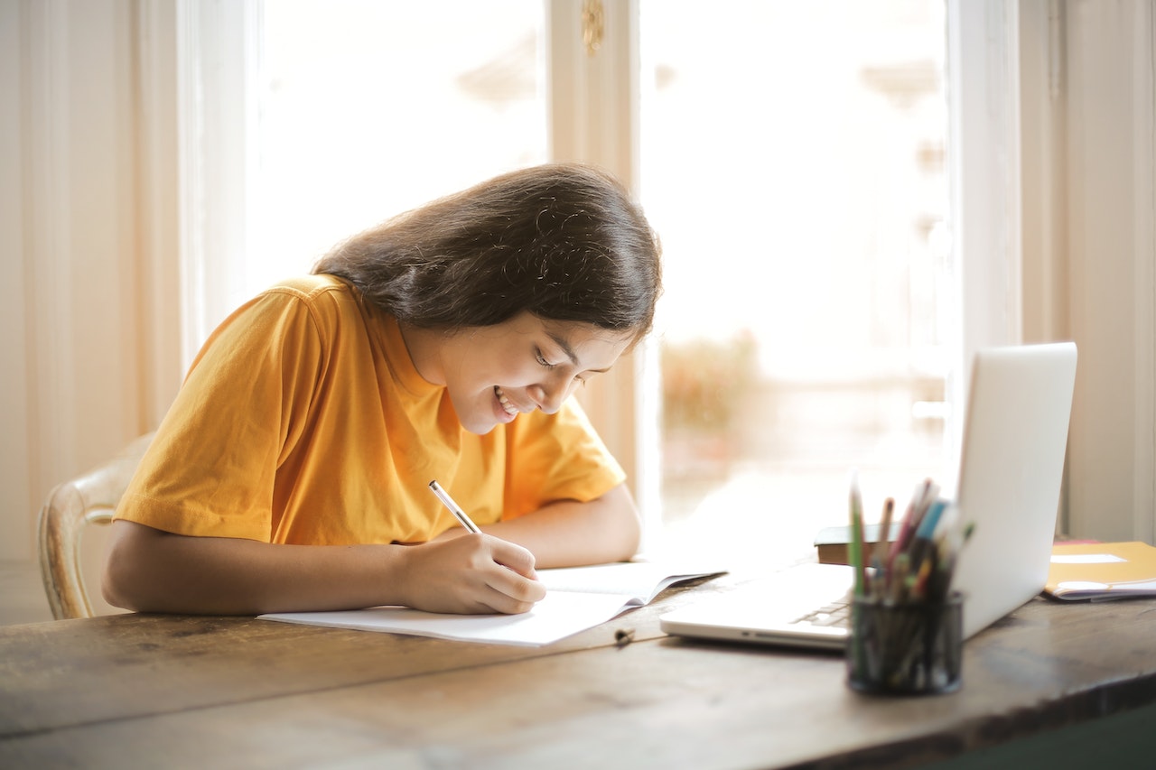 writing essay ESL english
